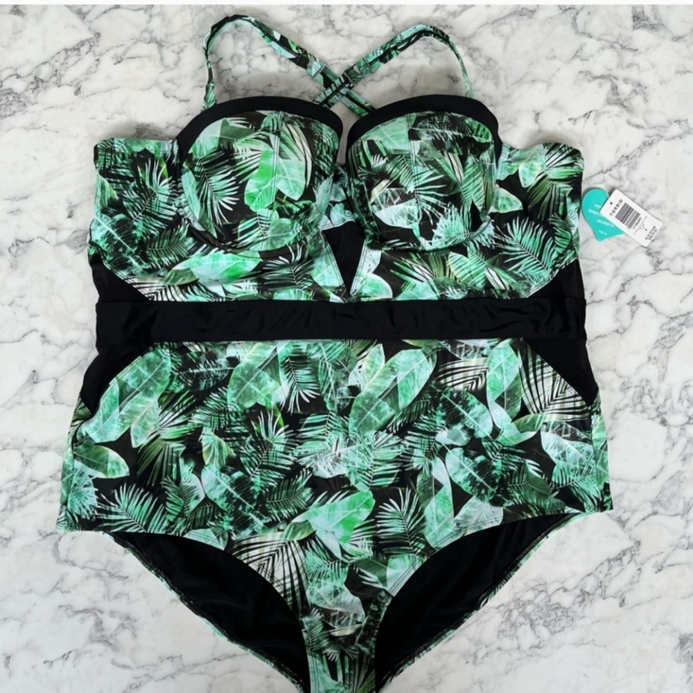 Torrid NWT One Piece Swimsuit